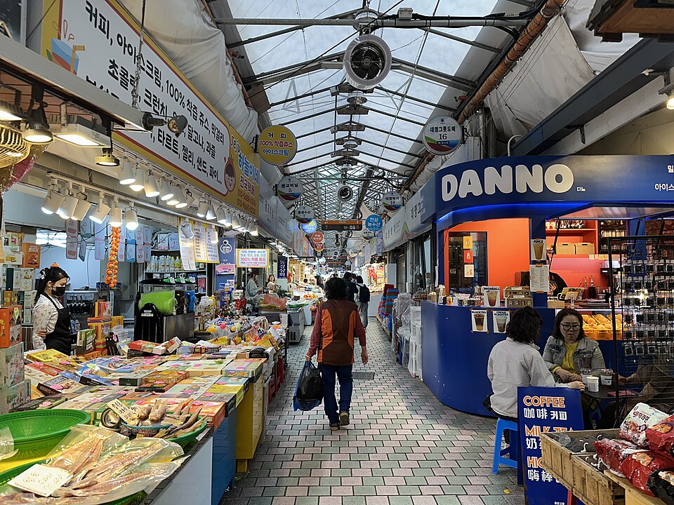 Jeju Dongmun Traditional Market