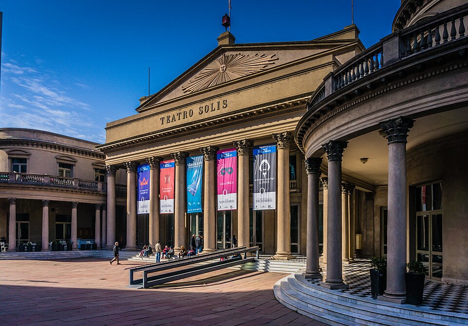 Solís Theatre